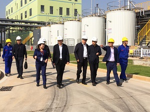 華騰動(dòng)態(tài)|望城區人大常委會(huì )主任喻金平一行蒞臨華騰醫藥考察調研